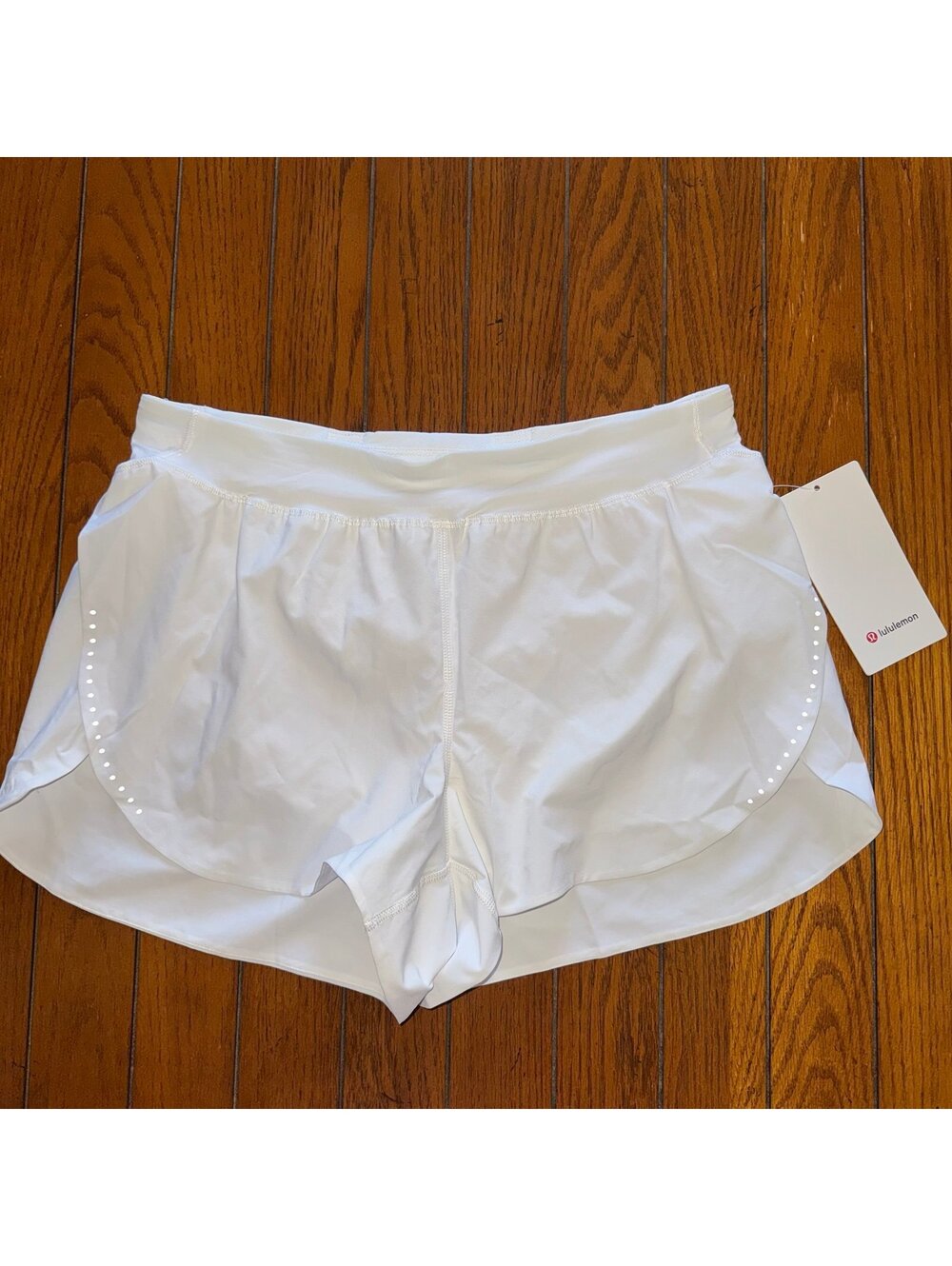 Lululemon Fast & Free Short High Rise 3” Split, White Size Large/Size 10 NWT